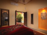 bedroom-bathpool